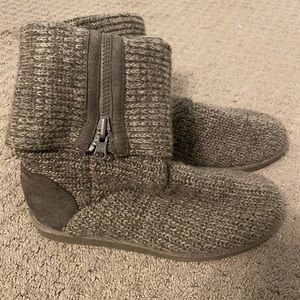 Gray Knit Boots
